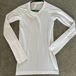 Lululemon Swiftly Tech